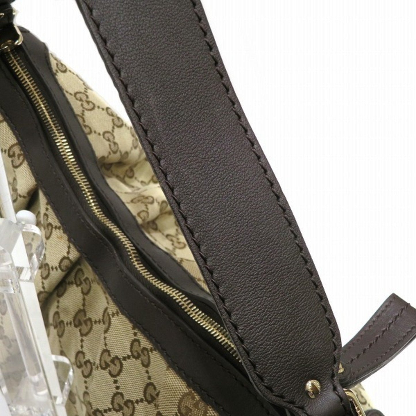 Gucci Sukey  Canvas Shoulder Bag ()