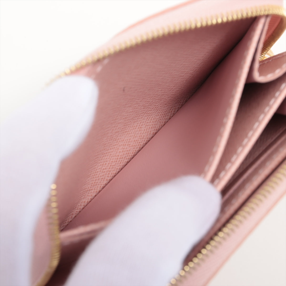 Louis Vuitton Damierazur Zippyr Coin Impact N60229 Rose Valerie Coin Case  Reaction
