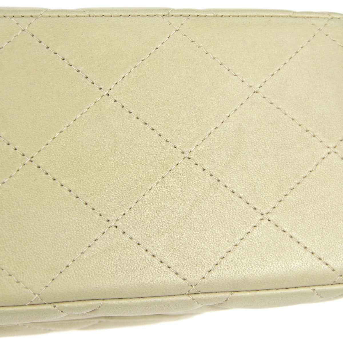 Luxury Chanel 2001-2003 * Ivory Lambskin Jumbo Classic Flap Shoulder Bag