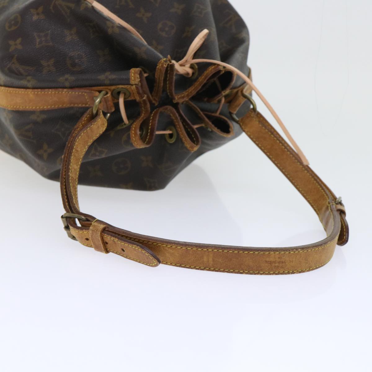 LOUIS VUITTON Monogram Noe Shoulder Bag M42224 LV cl731