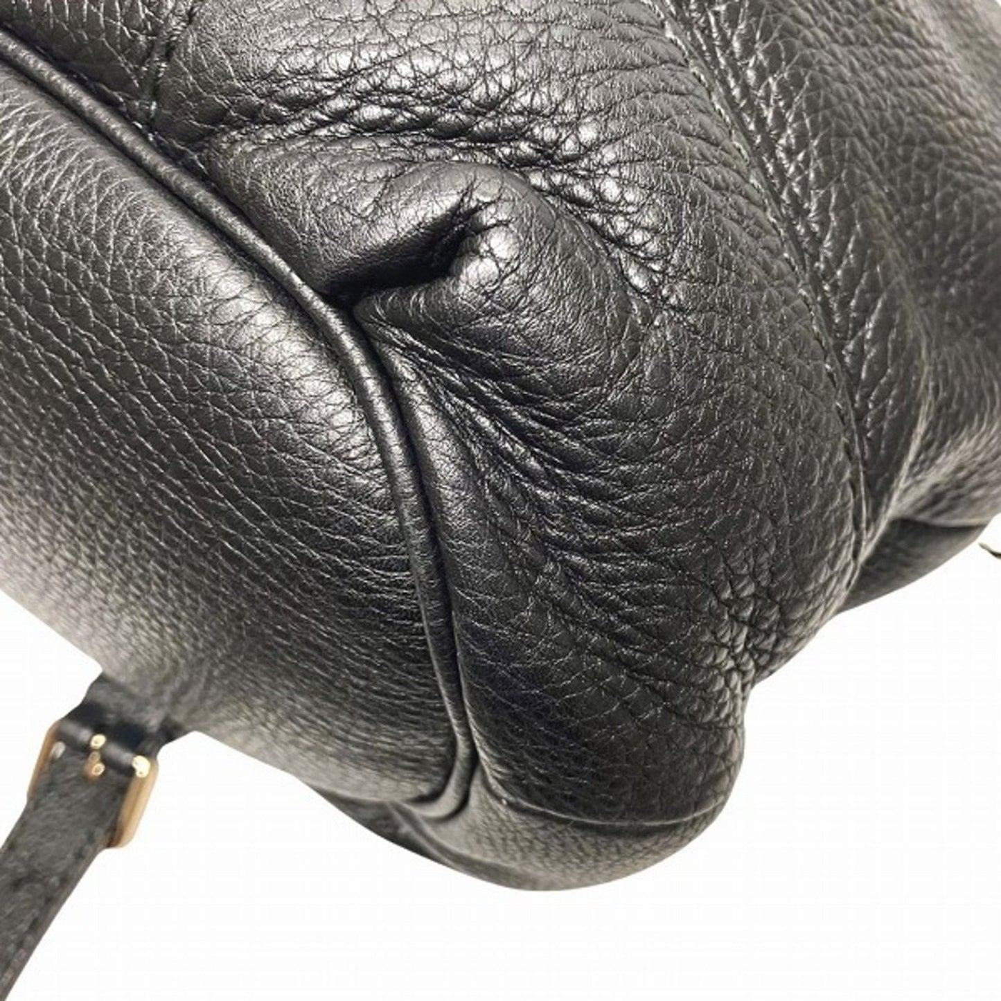 Gucci Sukey  Leather Handbag ()