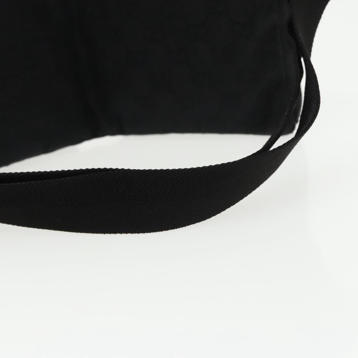 Gucci --  Canvas Shoulder Bag