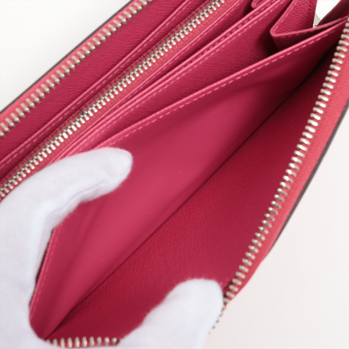 Louis Vuitton Epi  Wallet M69347 Pink Round Zip Wallet