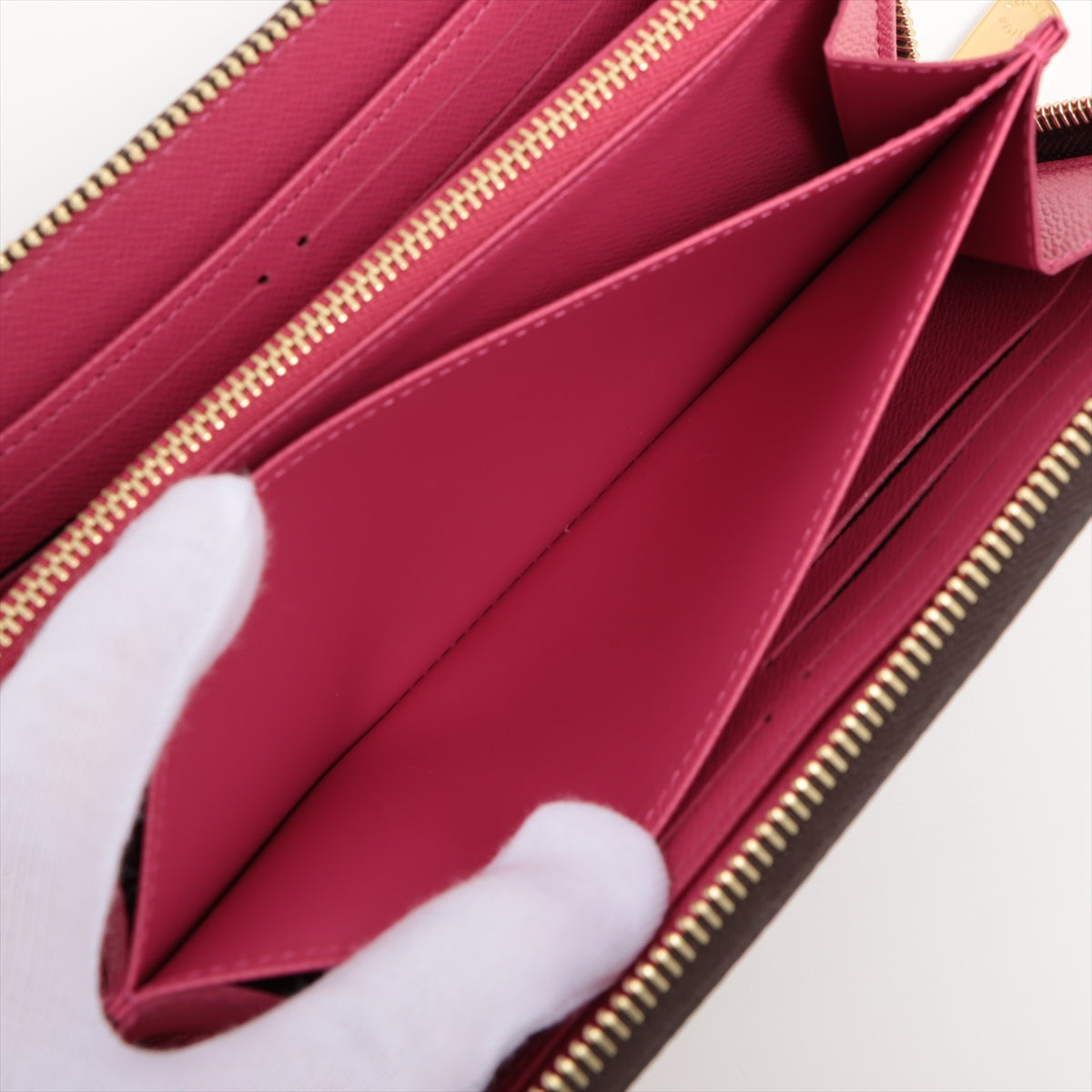Louis Vuitton Monogram Vivienne Zippie Wallet M69750 Round Zip Wallet