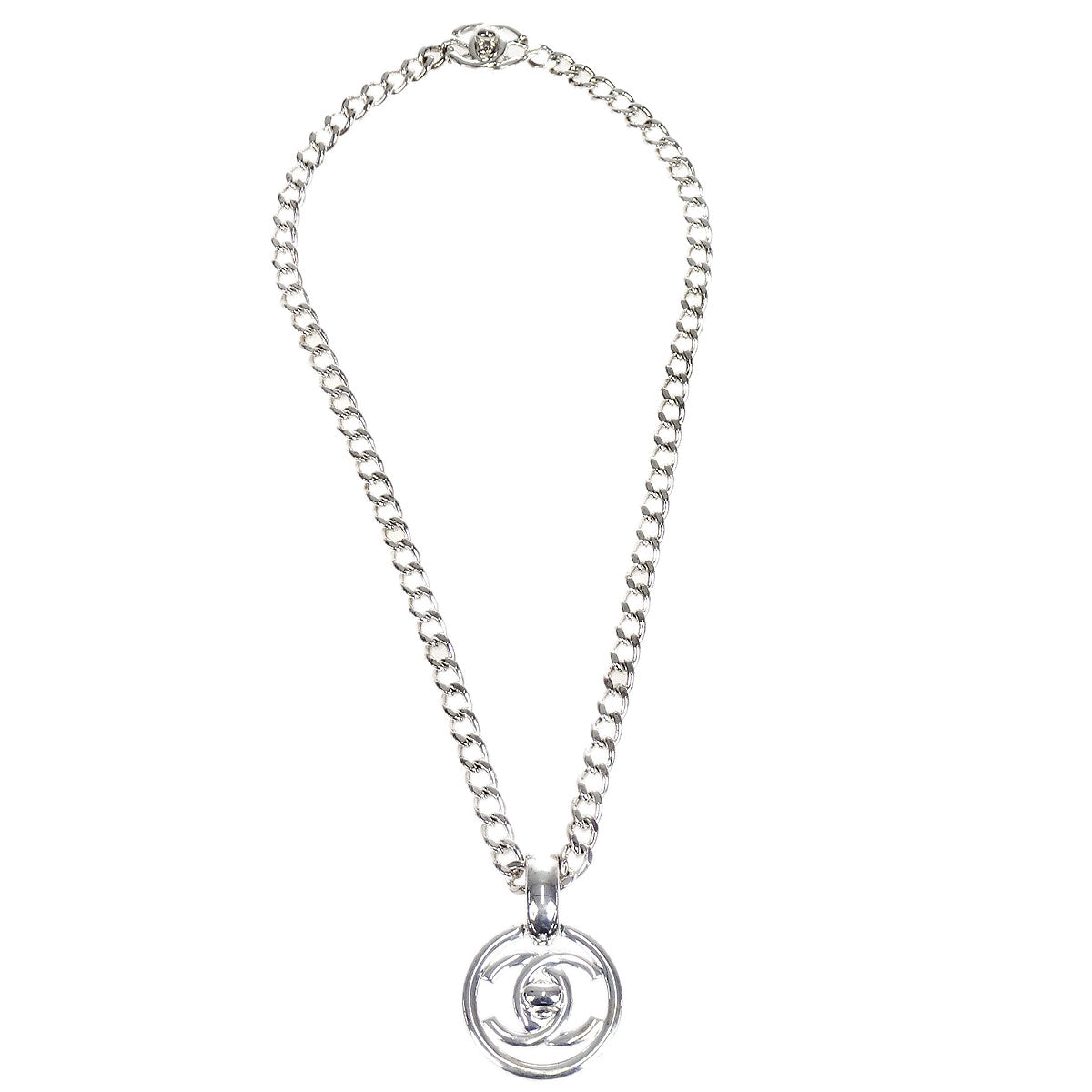 Luxury Chanel 1997 CC Turnlock Silver Chain Pendant Necklace 97P