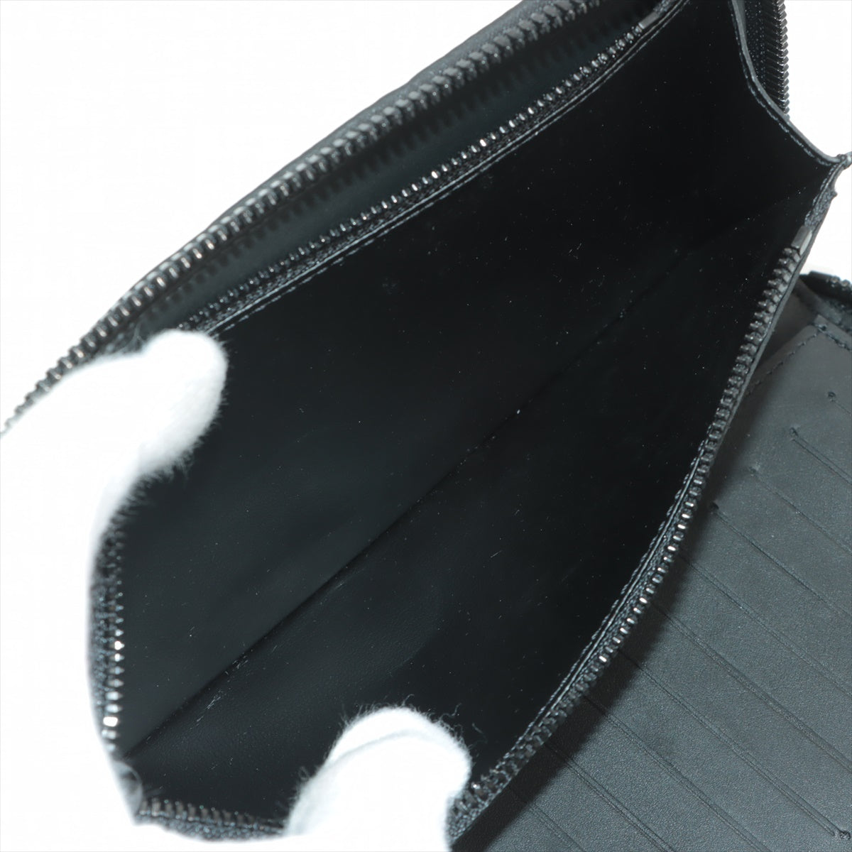 Louis Vuitton  Zippie Wallet Vertical M69047 Black Round Zip Wallet