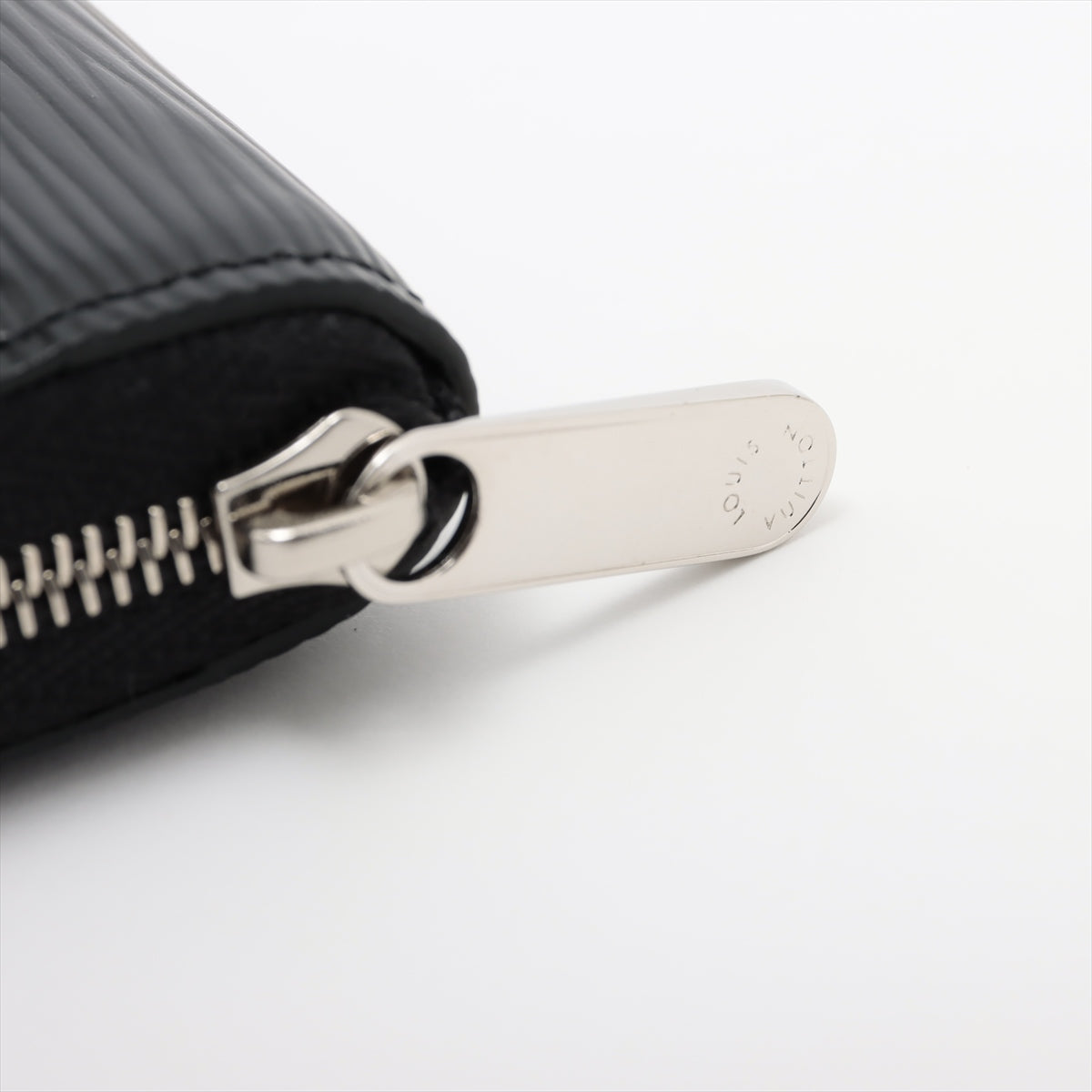 Louis Vuitton Epi Zippyr Coin Pass M60152 Black Coin Case
