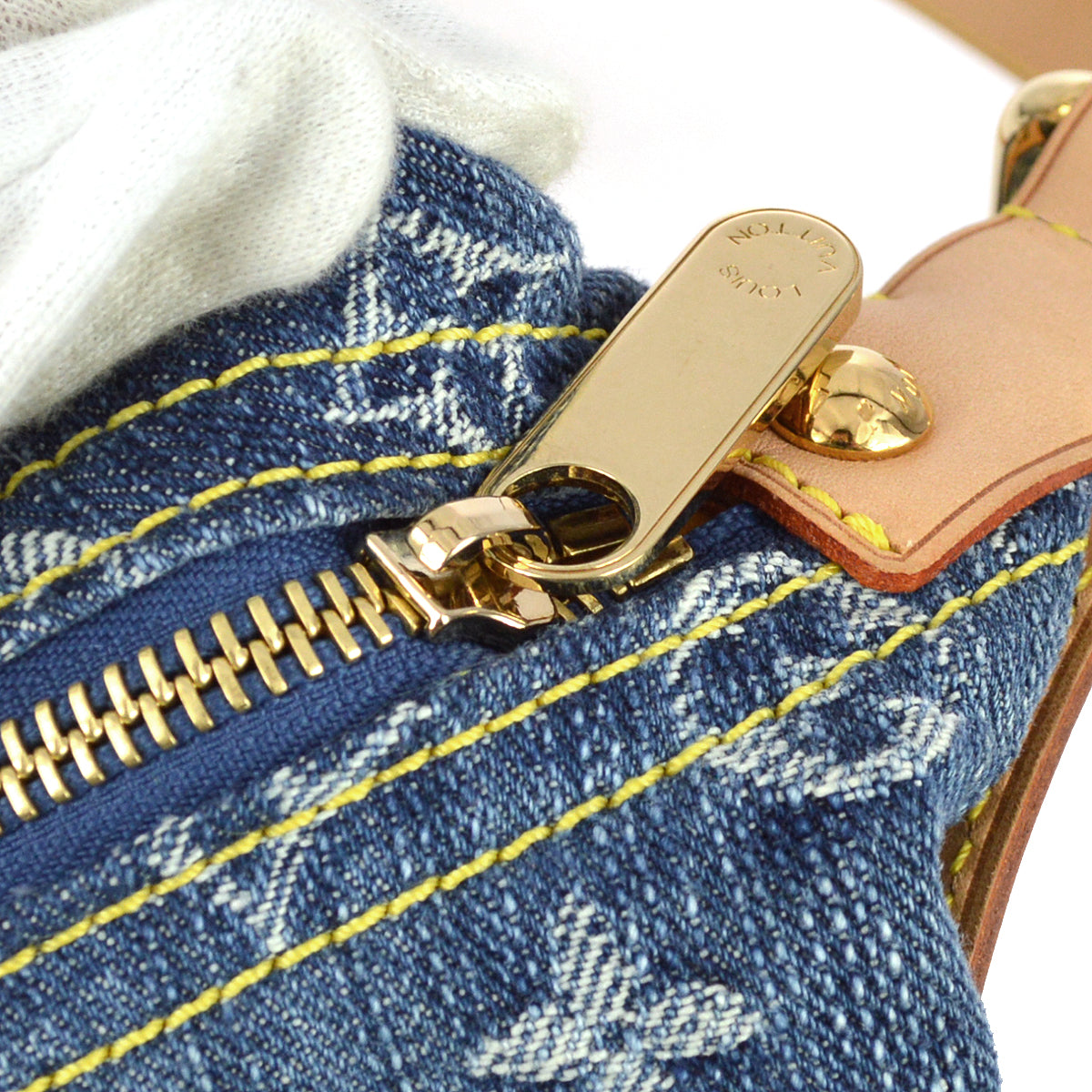 Louis Vuitton 2006 Monogram Denim Baggy GM Shoulder Bag M95048