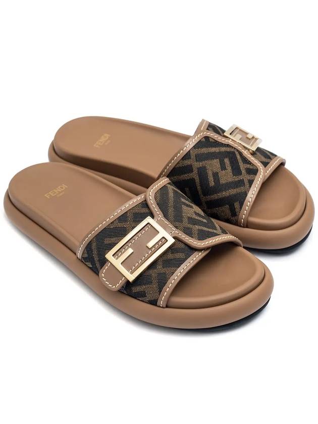 Luxury Fendi FF Baguette Slide Slippers Brown