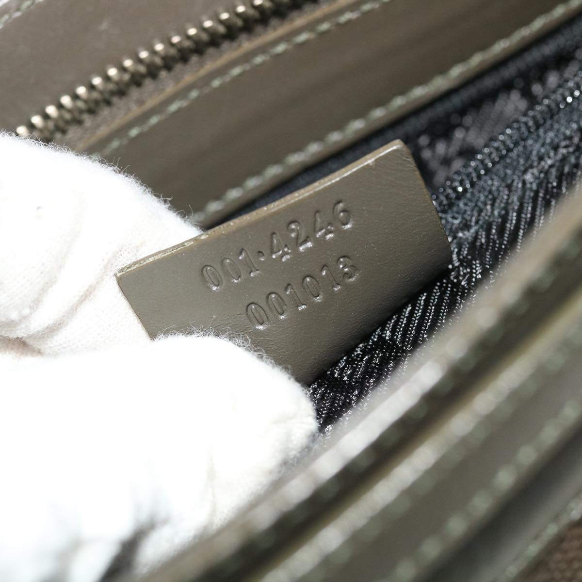 Gucci  Canvas Clutch Bag ()
