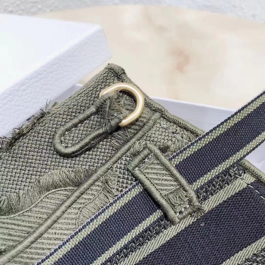 Luxury DiorSaddle Pouch Belt Bag In Green Camouflage Canvas