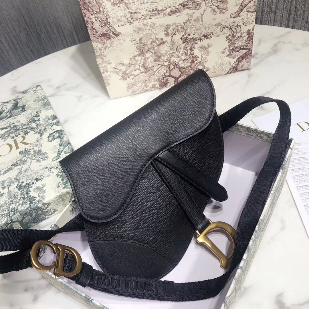 Luxury DiorSaddle Belt Bag In Black Grained Calfskin