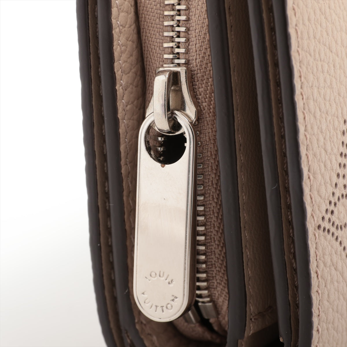 Louis Vuitton Machina Portefolio Clear M80817 Gale Compact Wallet