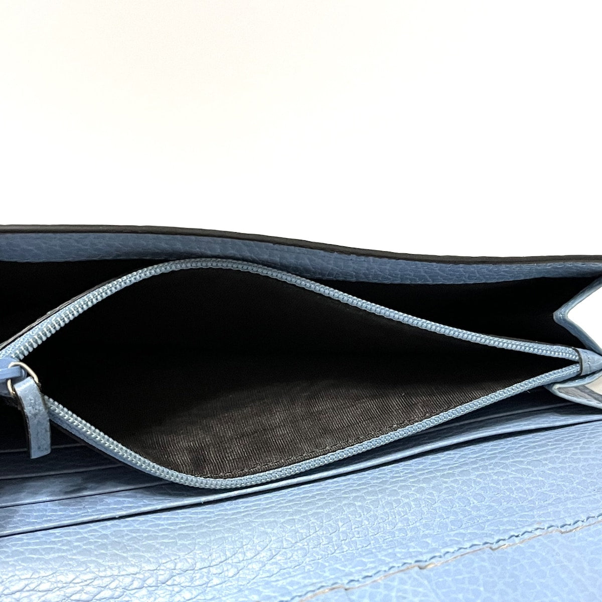 Luxury Gucci Trending 2025 Interlocking G  Leather Wallet  ()