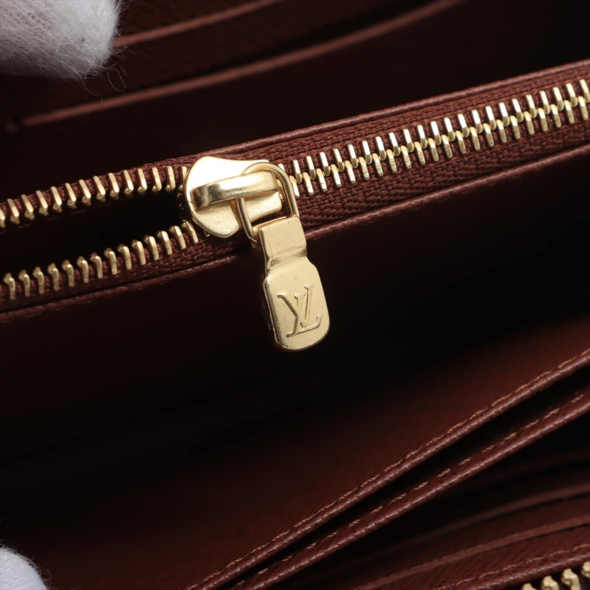 Louis Vuitton Monogram  Wallet M42616