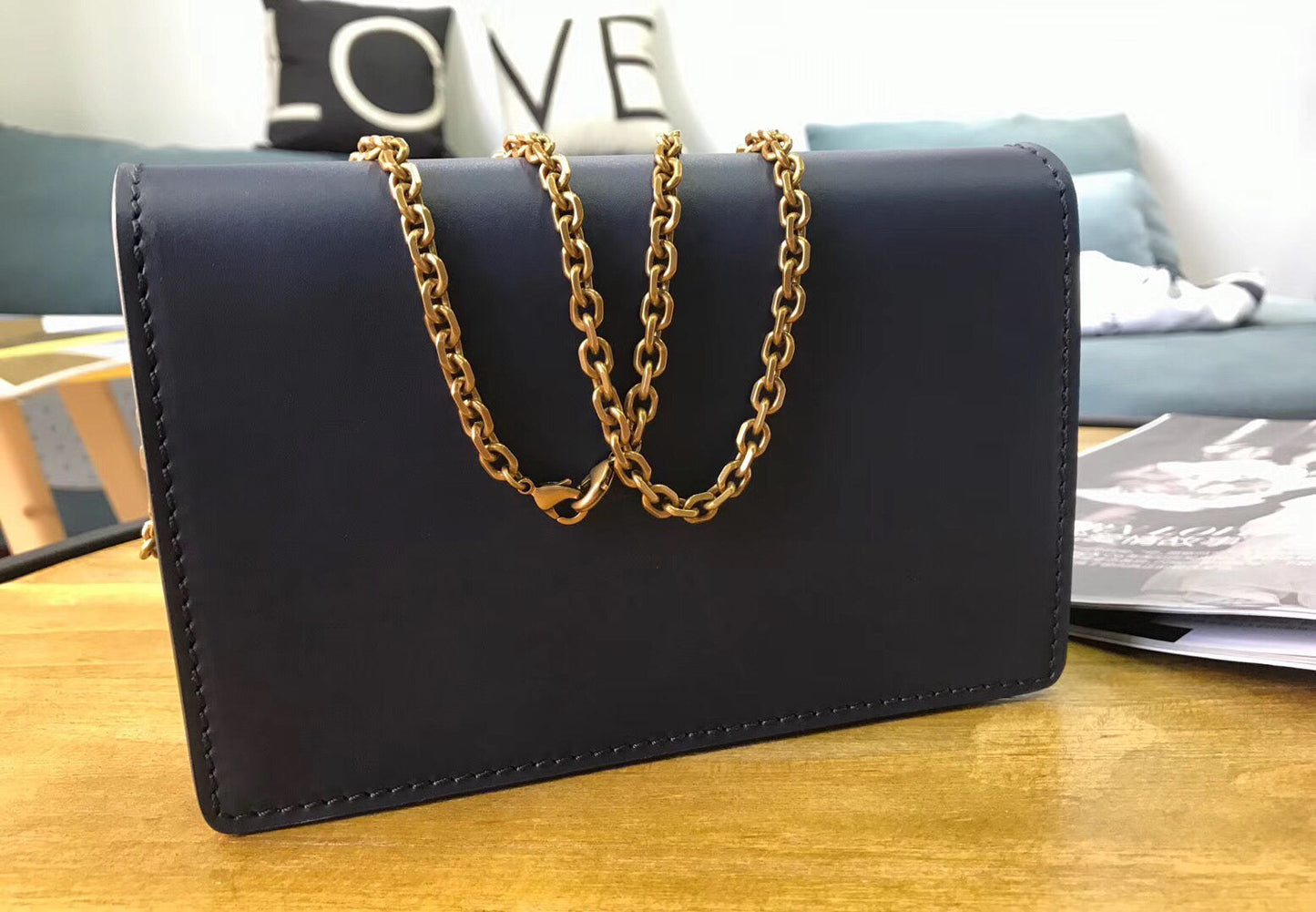 Luxury DiorNavy Blue JALuxury DiorWallet On Chain Pouch