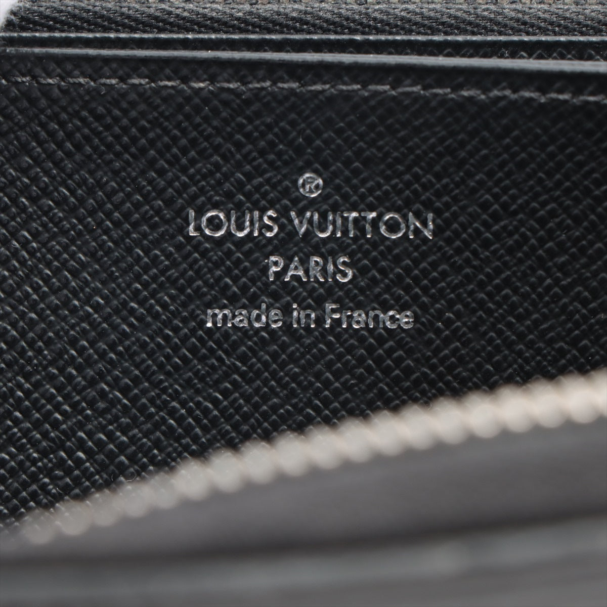 Louis Vuitton Epi  Wallet M61857 Noneir Round Zip Wallet