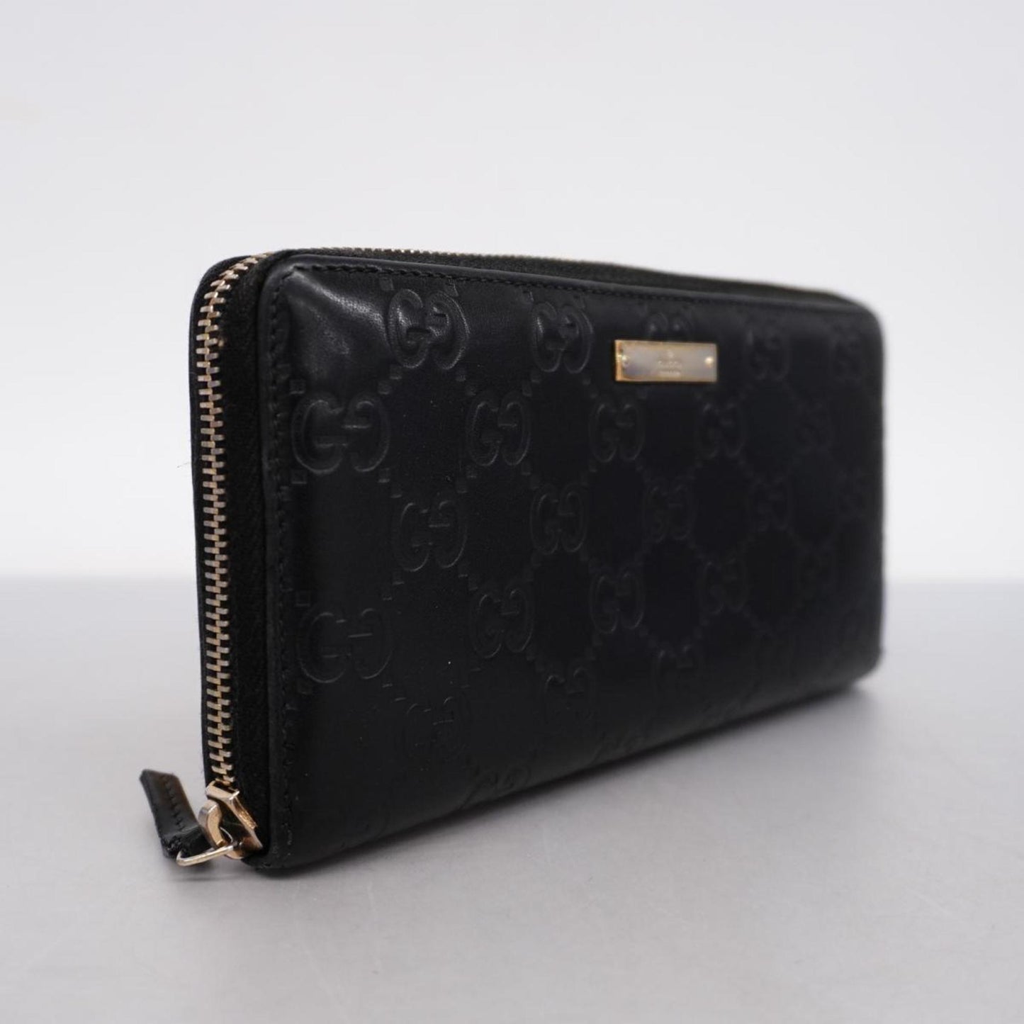 Gucci  Leather Wallet  ()