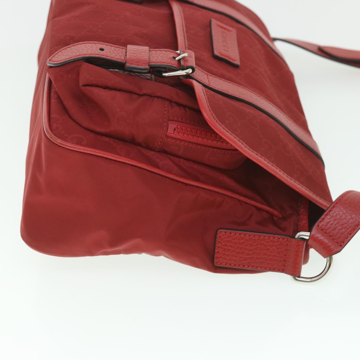 Luxury Gucci Trending 2025 GG Canvas Shoulder Bag Nylon Outlet Red