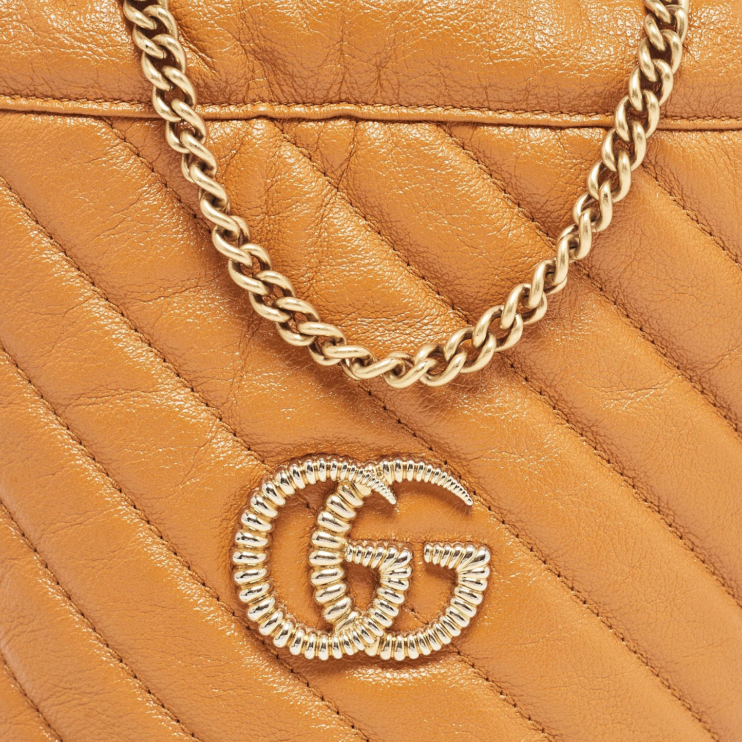 Luxury Gucci Trending 2025 Orange Matelass&eacute; Leather Mini Torchon Gg Marmont 2.0 Bucket Bag..