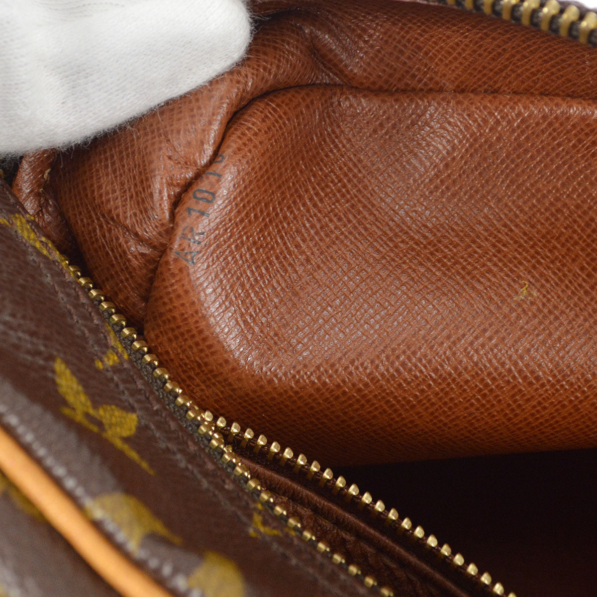 Louis Vuitton 2000 Monogram Nile M45244