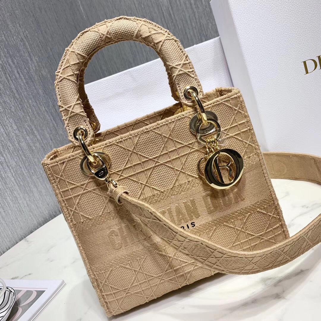 Luxury DiorMedium Lady D-Lite Bag In Beige Embroidered Canvas