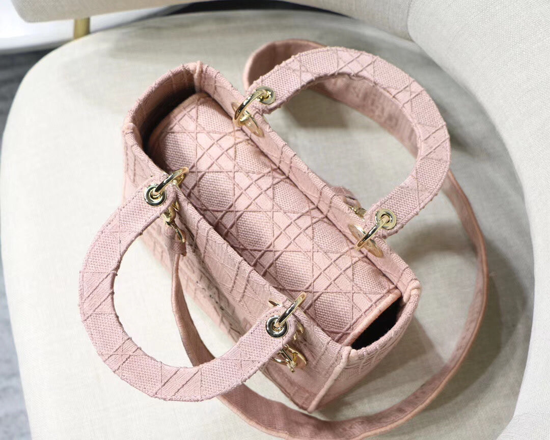 Luxury DiorMedium Lady D-Lite Bag In Pink Embroidered Canvas