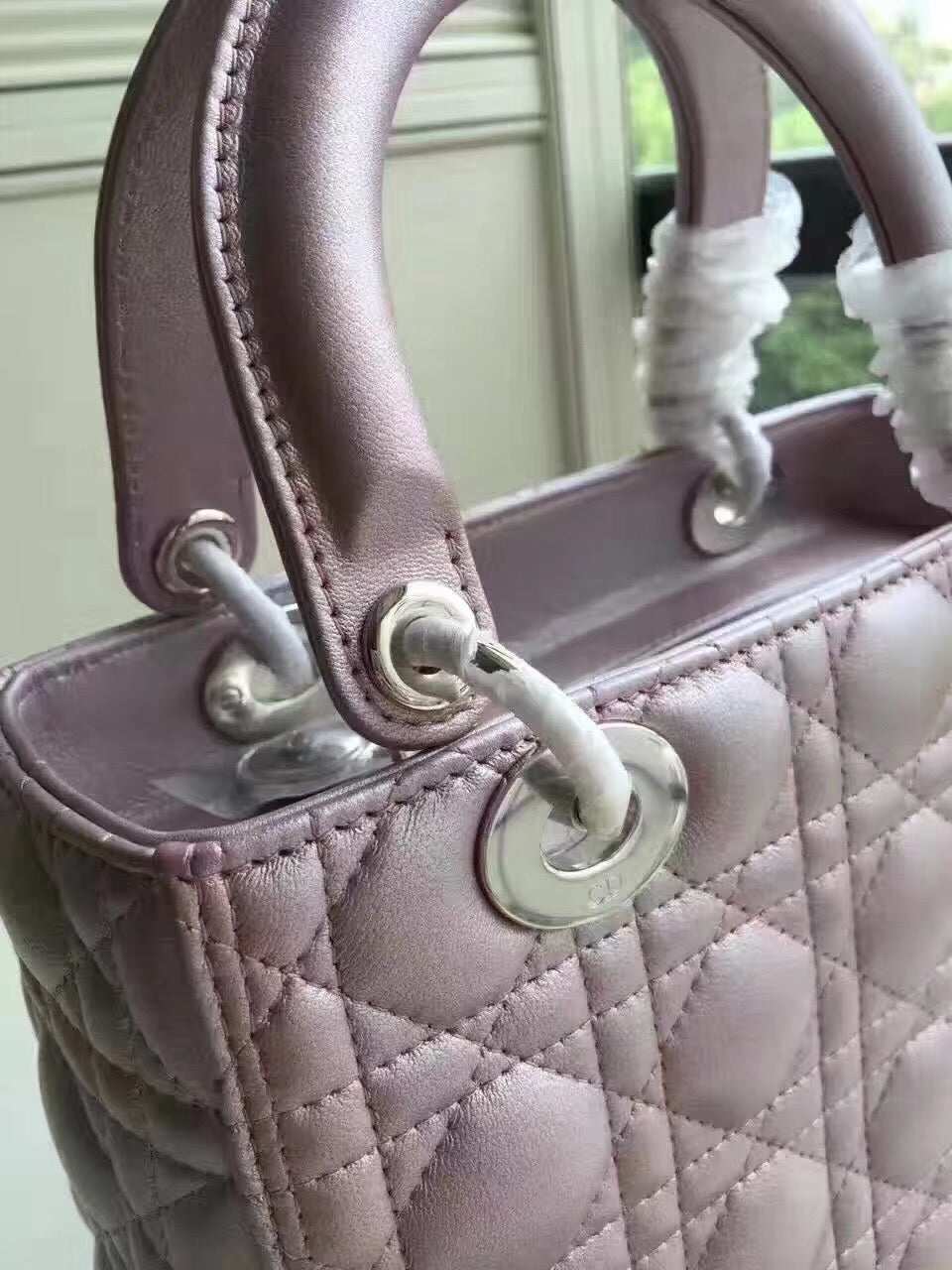 Luxury DiorMedium Lady Luxury DiorBag In Champagne Lambskin
