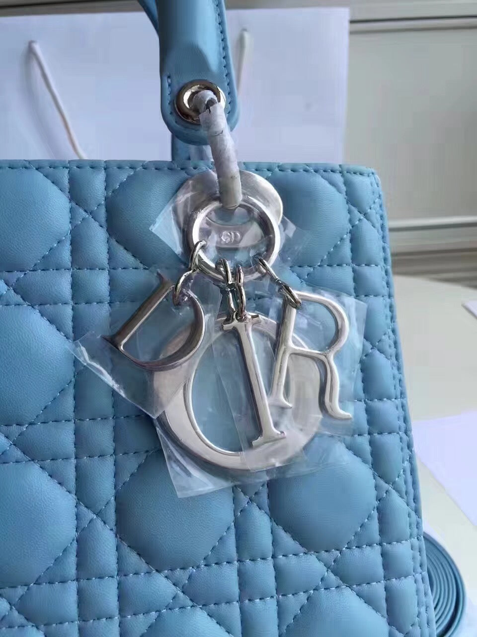 Luxury DiorMedium Lady Luxury DiorBag In Celeste Lambskin