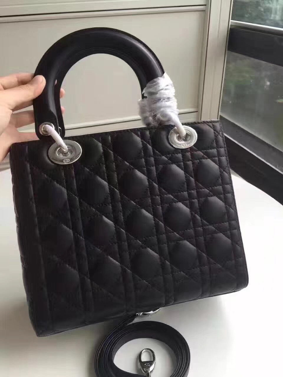 Luxury DiorMedium Lady Luxury DiorBag In Black Lambskin