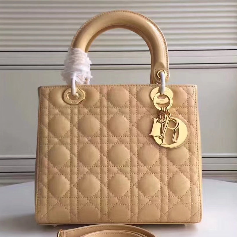 Luxury DiorMedium Lady Luxury DiorBag In Apricot Patent Leather