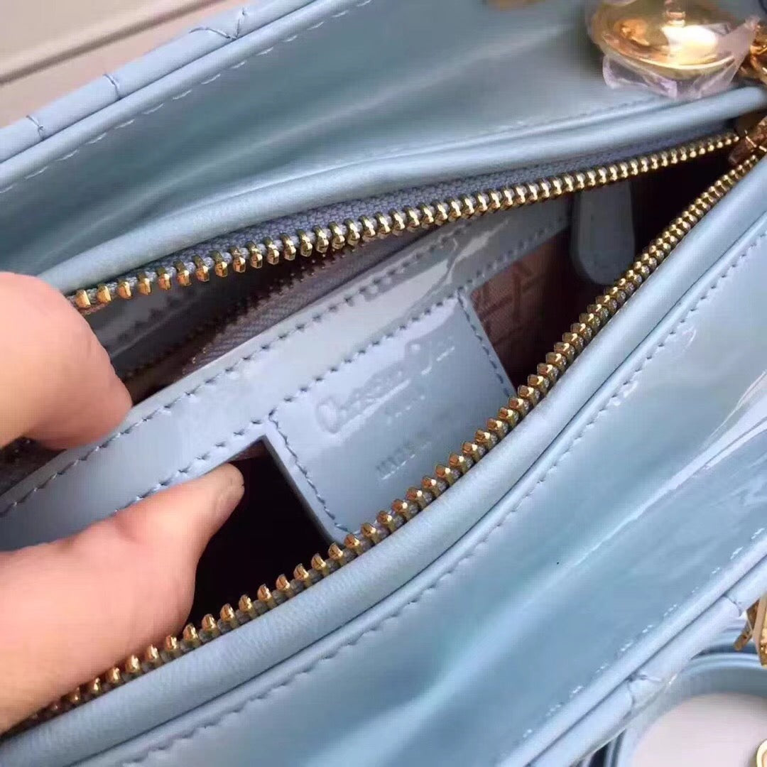 Luxury DiorMedium Lady Luxury DiorBag In Celeste Patent Leather