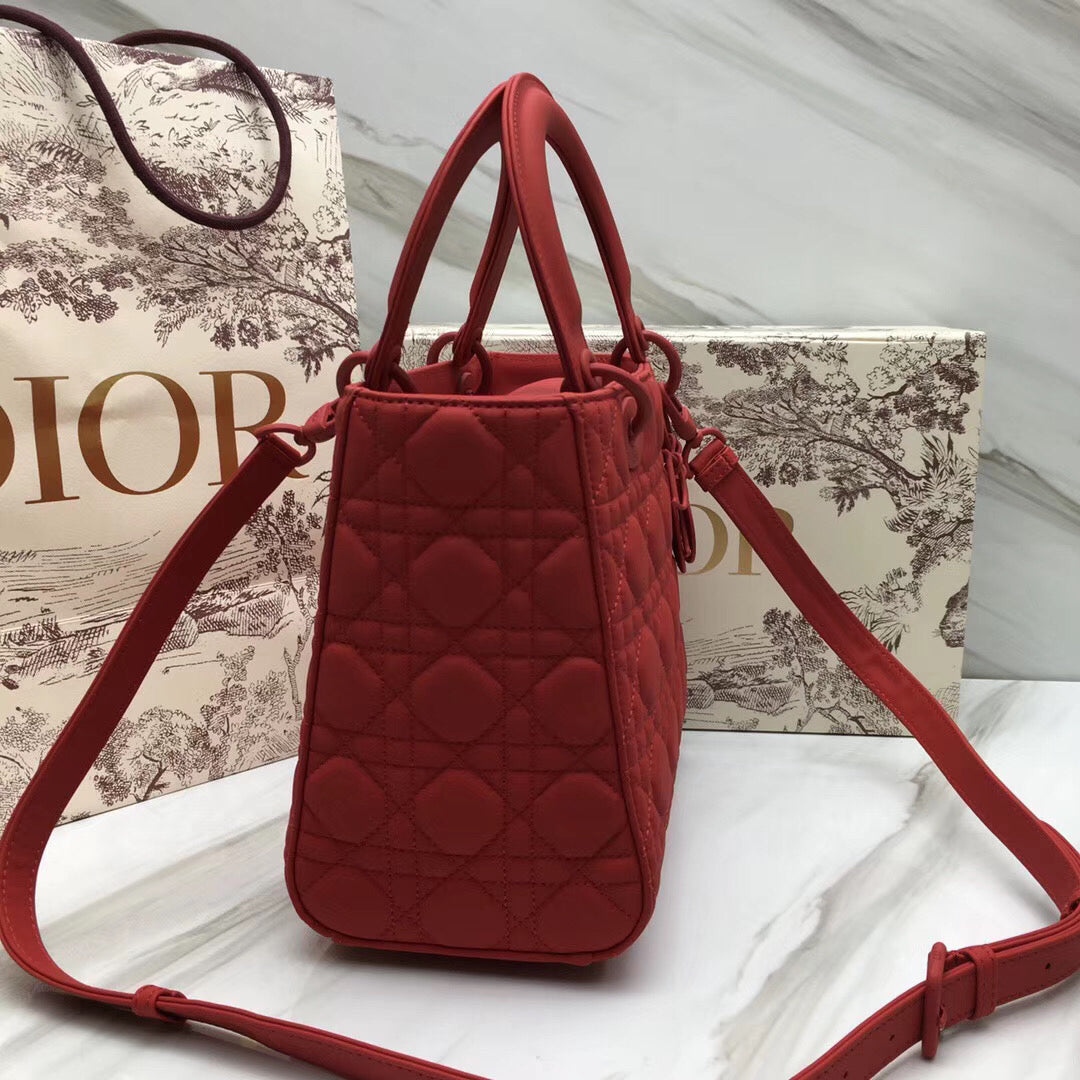 Luxury DiorMedium Lady Luxury DiorBag In Cherry Ultra Matte Calfskin