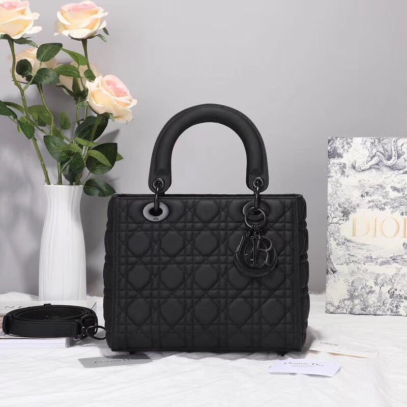 Luxury DiorMedium Lady Luxury DiorUltra-Matte So Black Bag