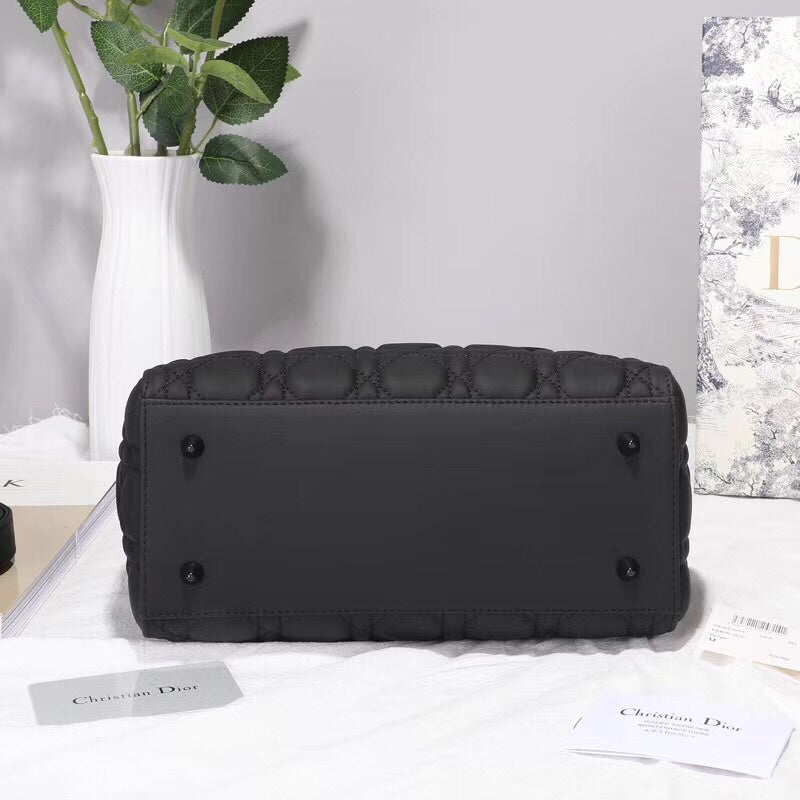 Luxury DiorMedium Lady Luxury DiorUltra-Matte So Black Bag