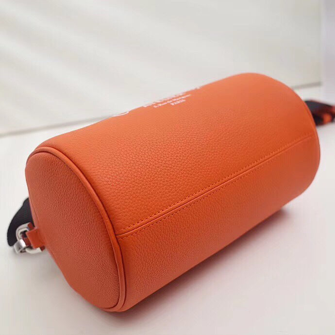 Luxury DiorRoller Pouch In Orange Grained Calfskin