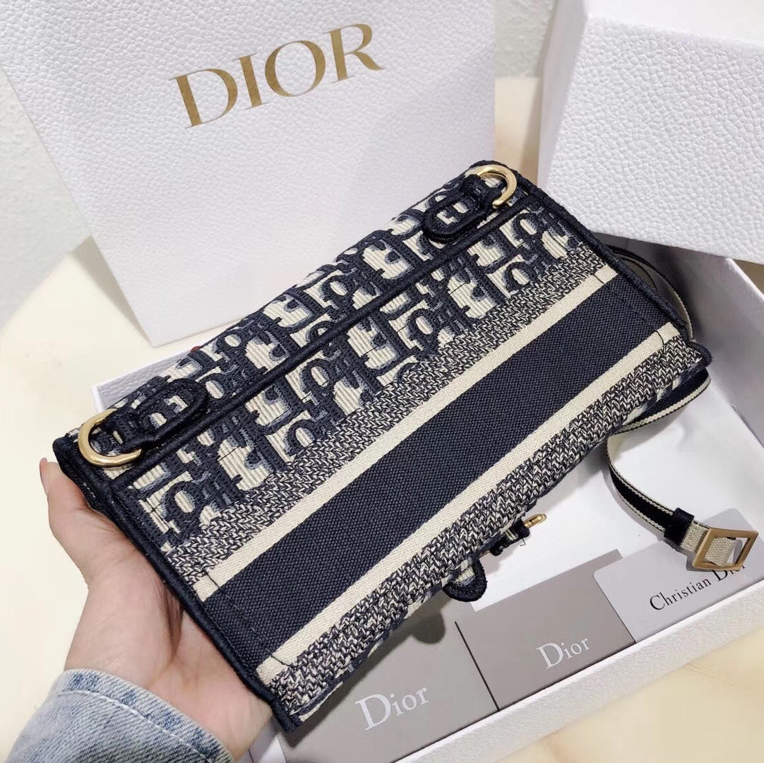 Luxury DiorSaddle Pochette In Blue Oblique Canvas