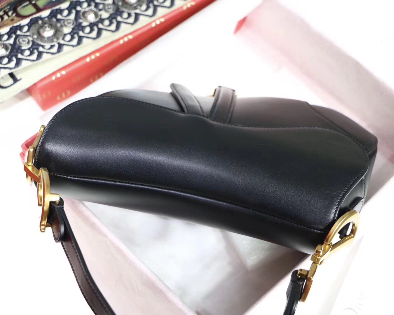 Luxury DiorSaddle Bag In Black Calfskin