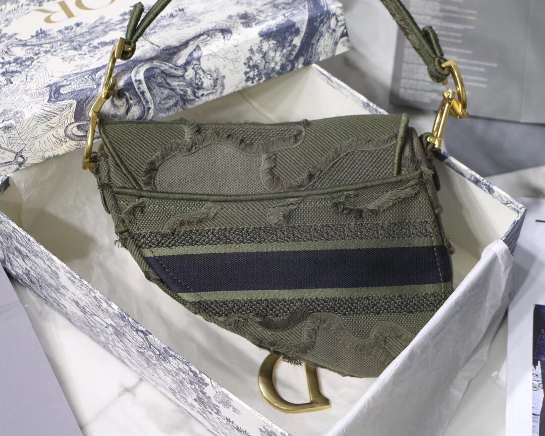 Luxury DiorSaddle Bag In Green Camouflage Canvas