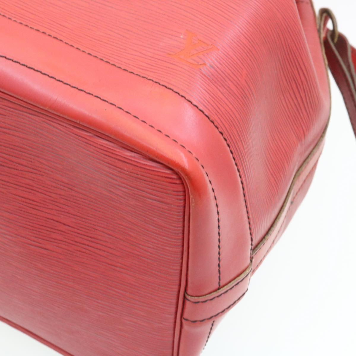 LOUIS VUITTON Epi Noe Shoulder Bag Red M44007 LV ds396