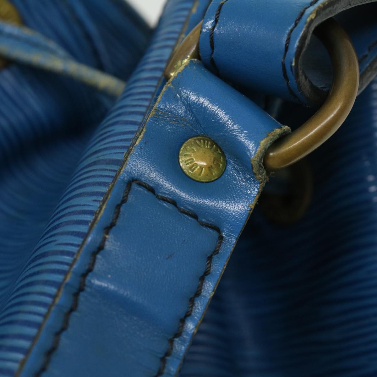 LOUIS VUITTON Epi Petit Noe Shoulder Bag Blue M44105 LV ds528