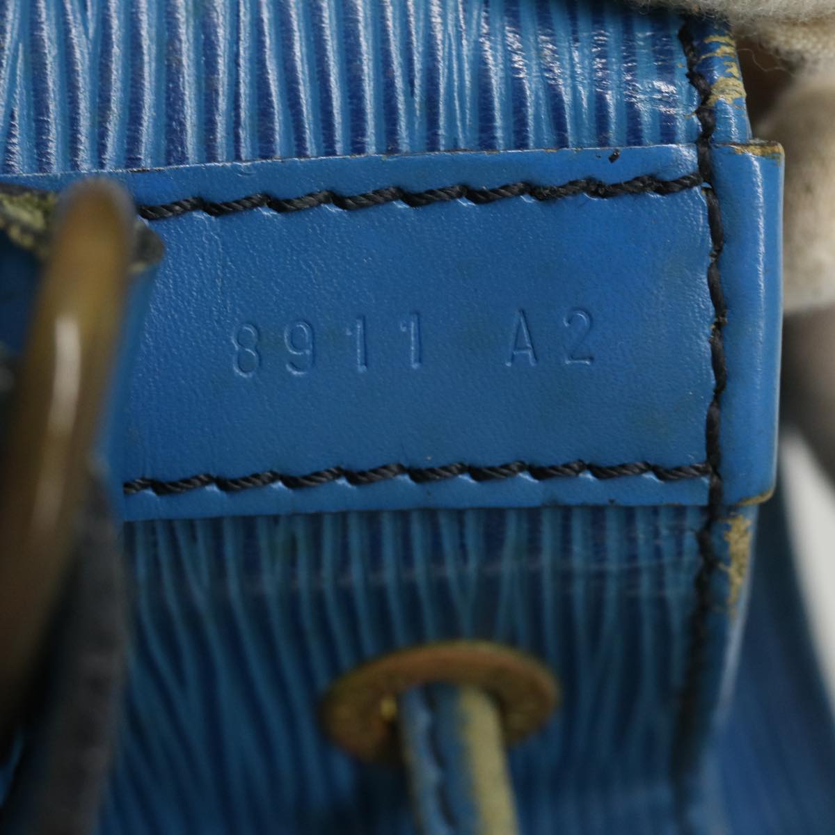LOUIS VUITTON Epi Petit Noe Shoulder Bag Blue M44105 LV ds528