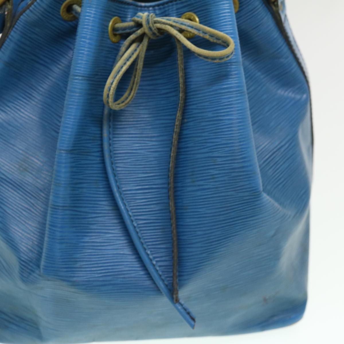 LOUIS VUITTON Epi Petit Noe Shoulder Bag Blue M44105 LV ds528