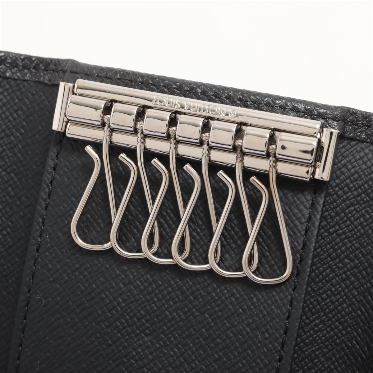 Louis Vuitton Taiga Multicle 6 M30500 Noneir Keycase