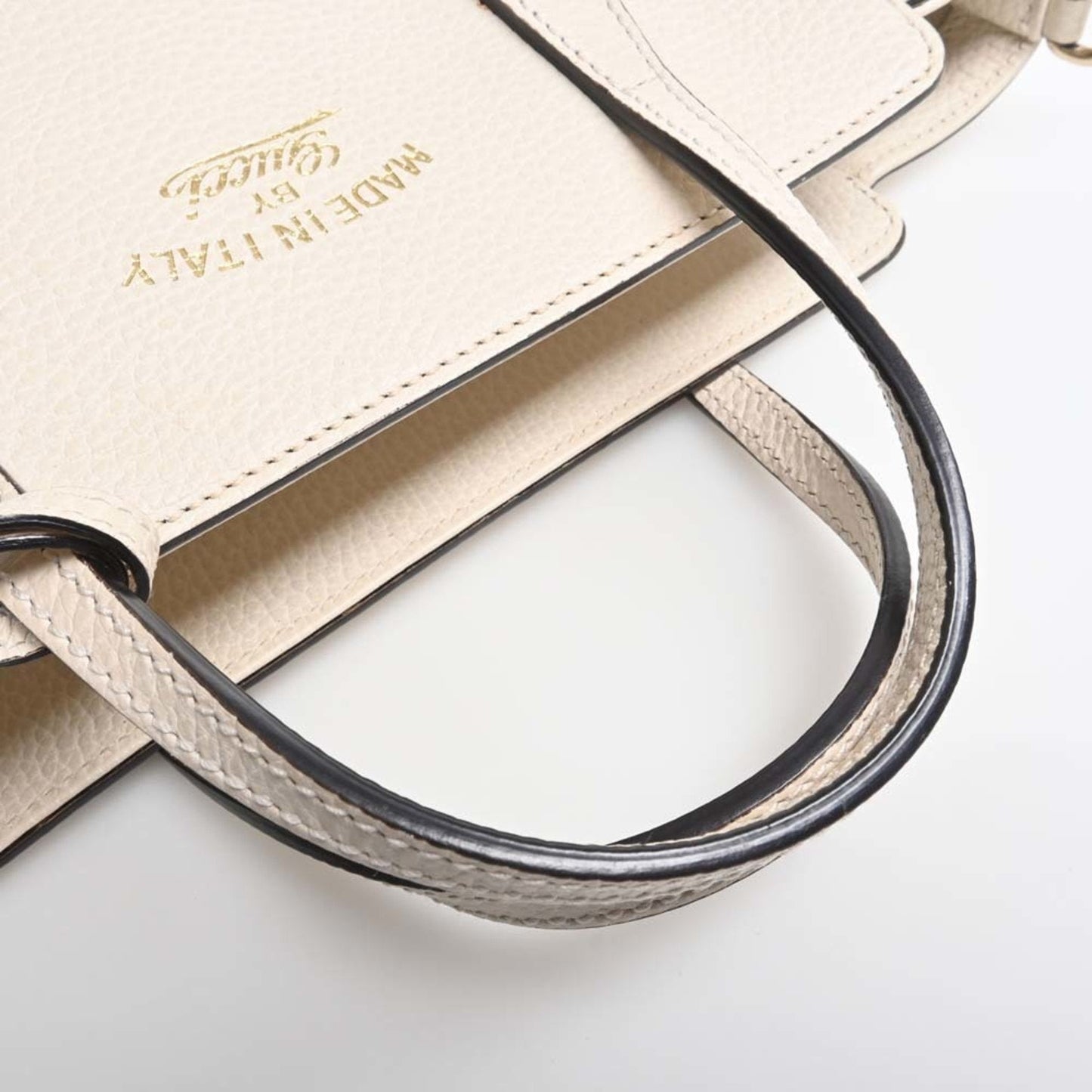 Luxury Gucci Trending 2025 Swing  Leather Tote Bag ()