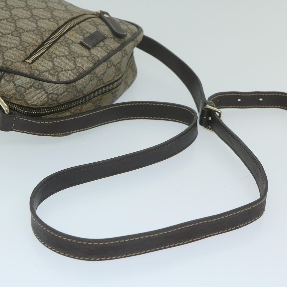 Gucci  Canvas Shoulder Bag ()
