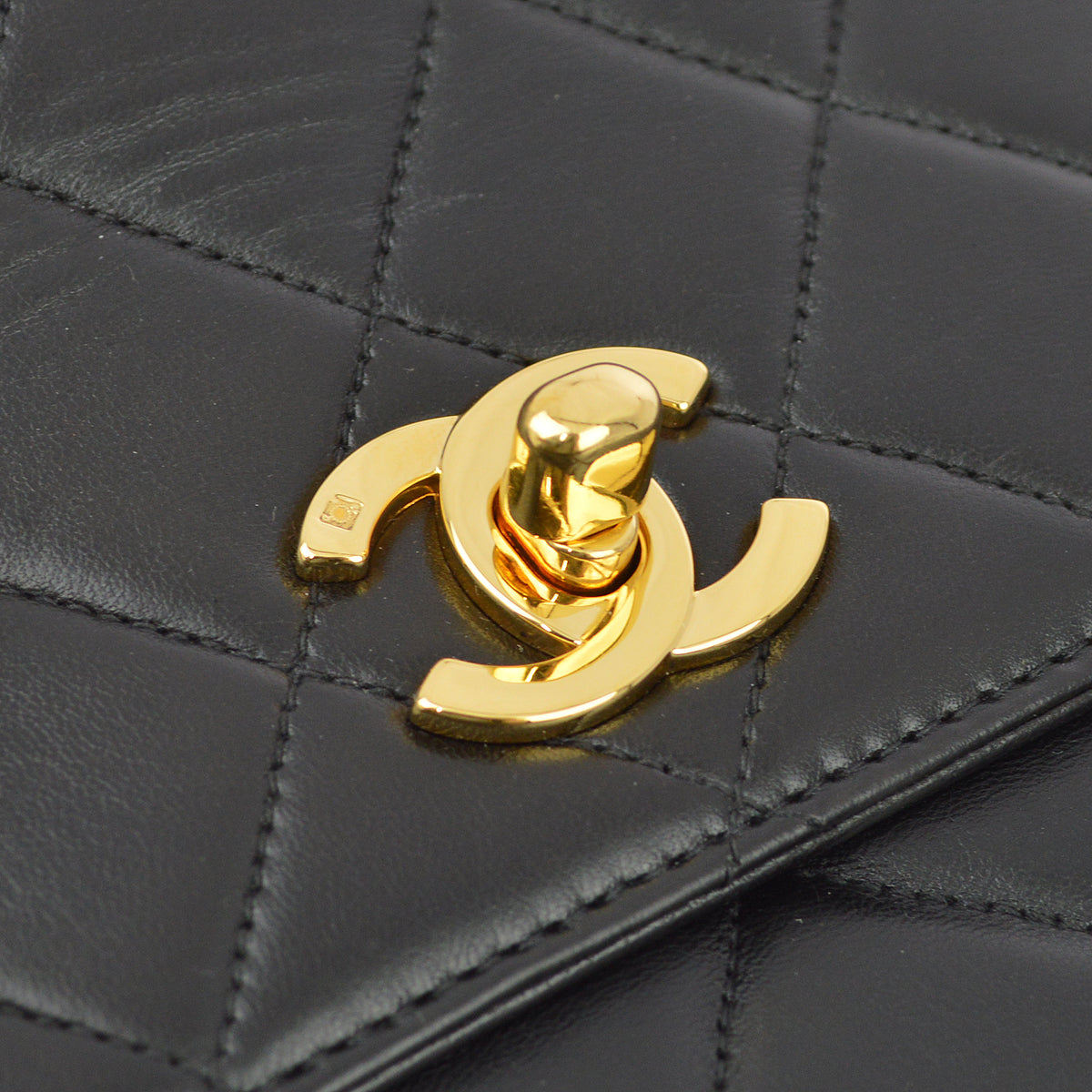 Luxury Chanel Black Lambskin Kelly Handbag