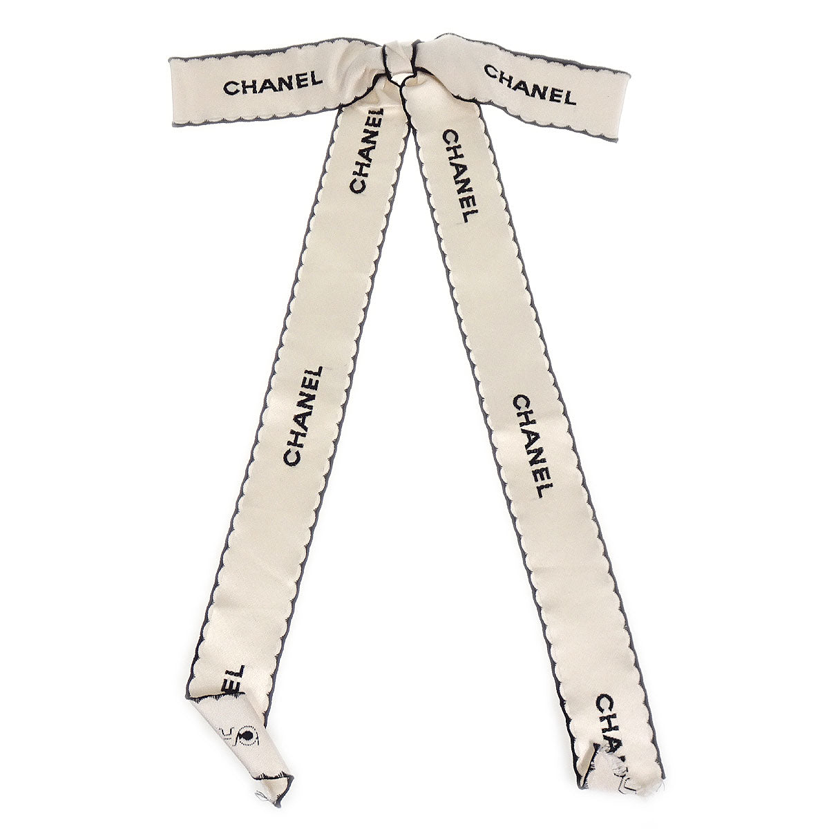Luxury Chanel 1994 Bow Brooch