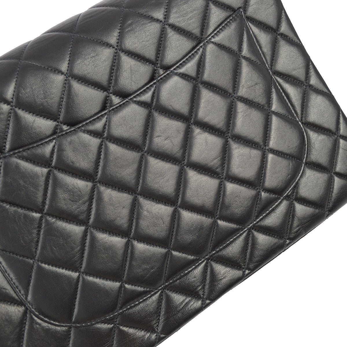 Luxury Chanel 2000-2001 Black Lambskin Jumbo Small CC Classic Flap Bag