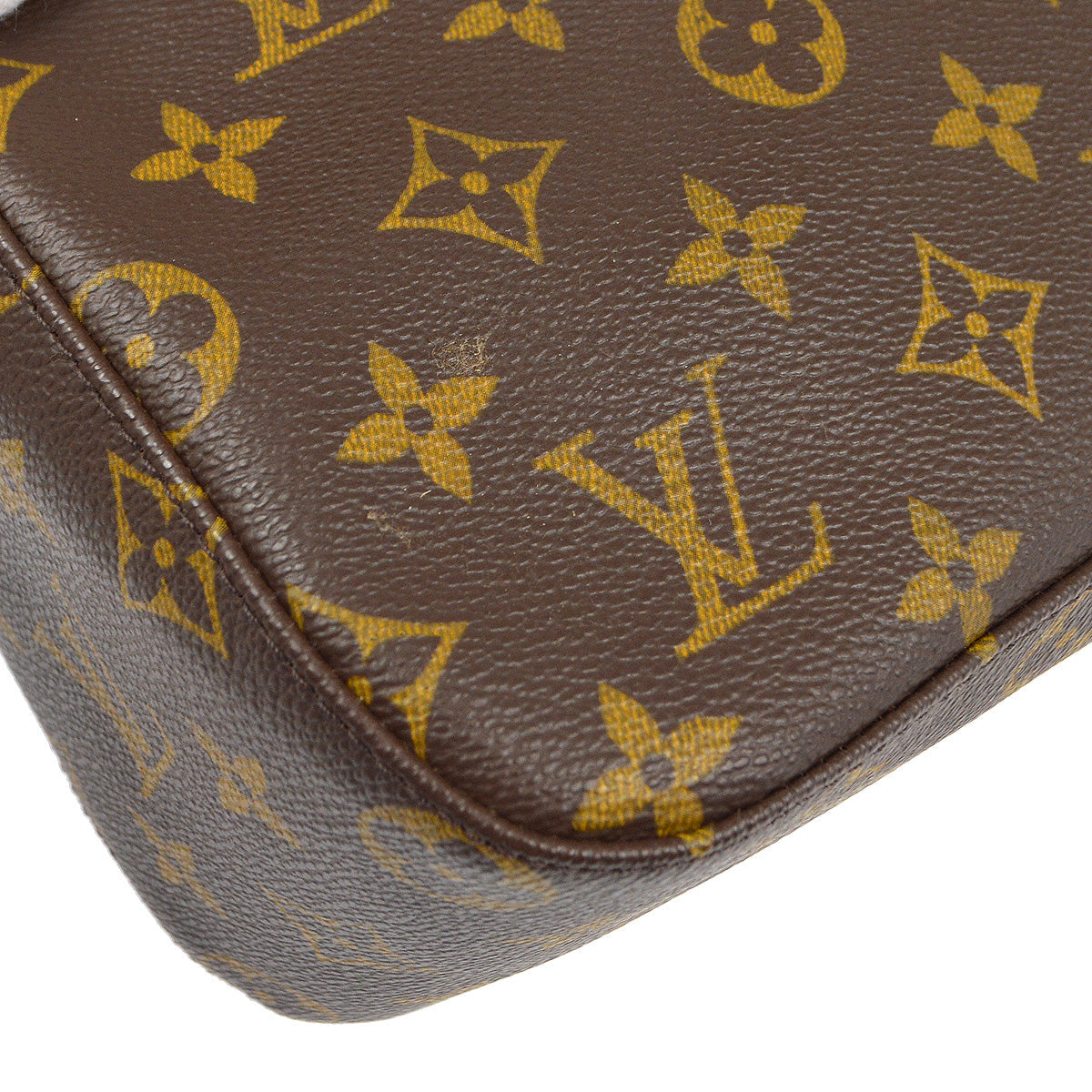Louis Vuitton 2002 Monogram Looping MM Handbag M51146